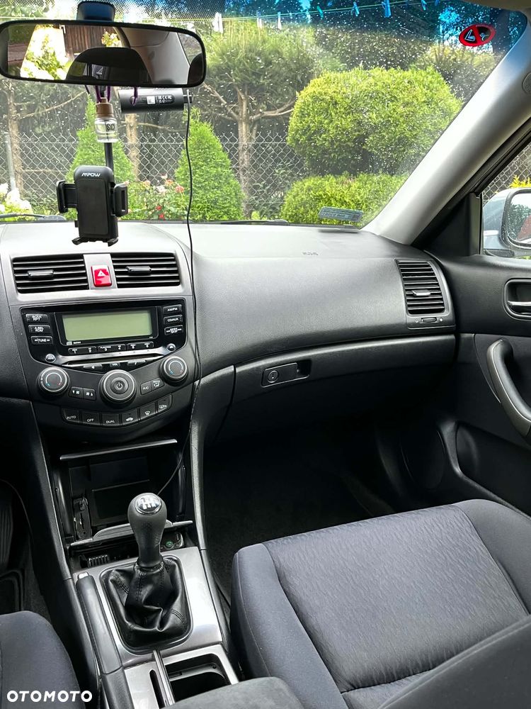 Honda Accord 2.0 Comfort - 10