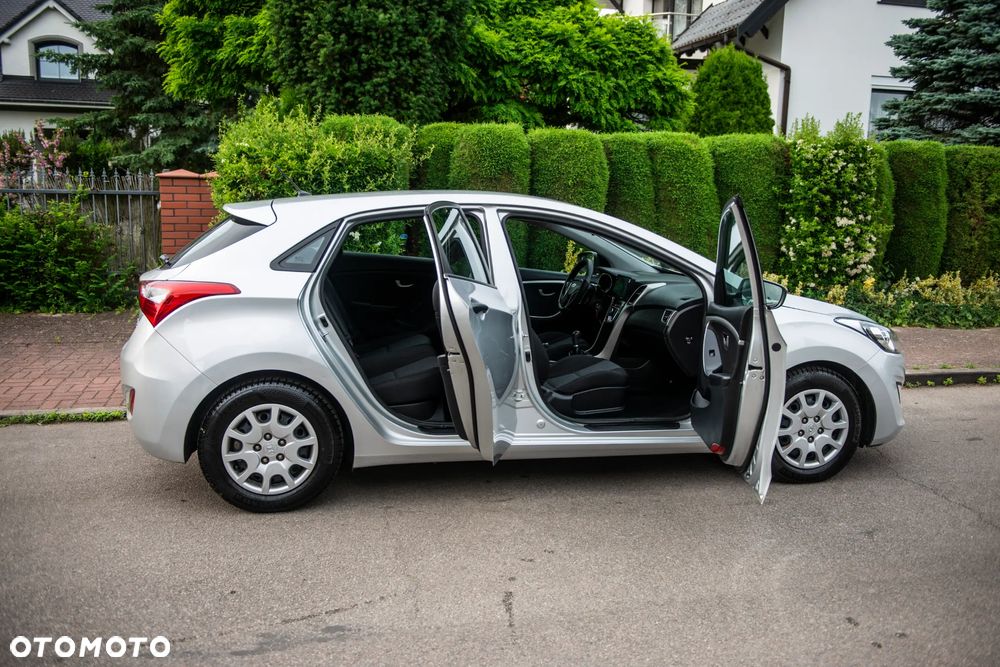 Hyundai i30 1.4 Advantage - 8