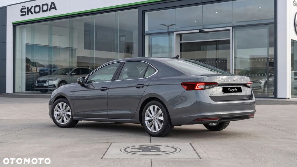 Skoda Superb 1.5 TSI mHEV Selection DSG - 3