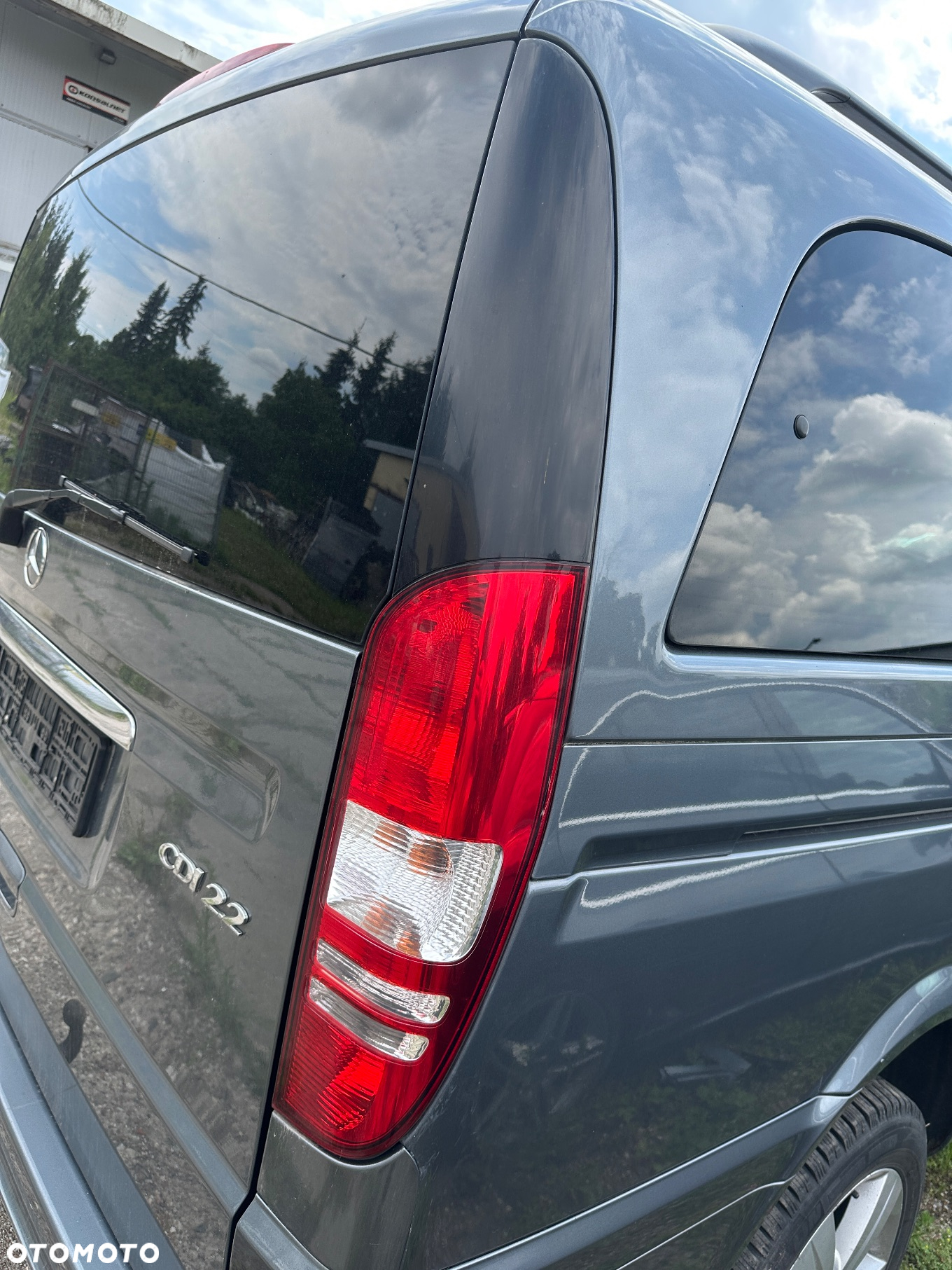 MERCEDES vito viano 639 lampa tył tylna LIFT    prawa - 2