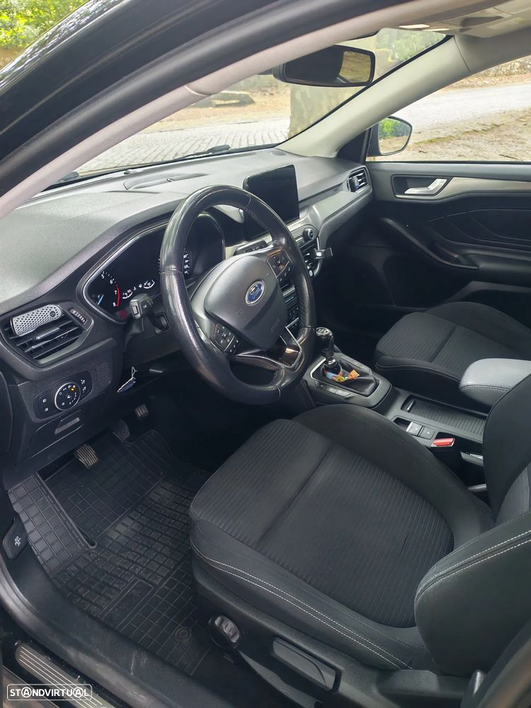 Ford Focus 1.0 EcoBoost Titanium - 22