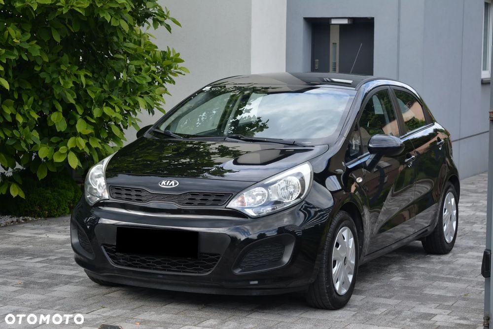Kia Rio 1.2 Dream Team Edition - 22