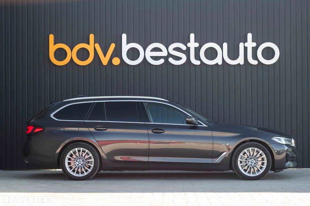 BMW Seria 5 530e xDrive Aut. Luxury Line - 12