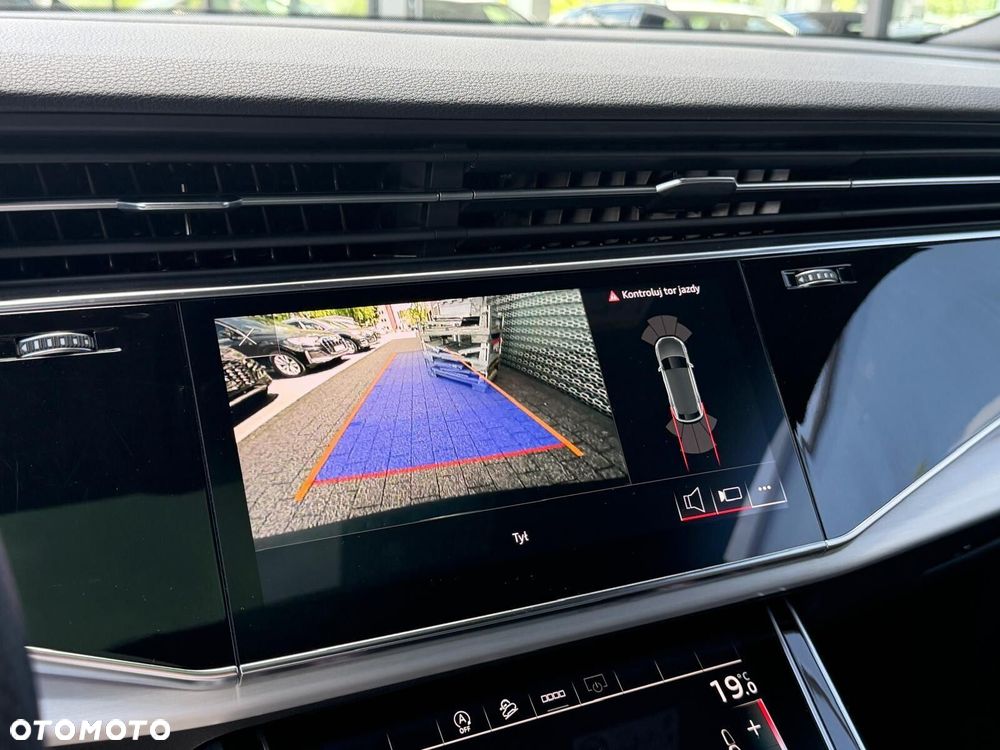 Audi SQ8 TFSI Quattro Tiptronic - 38
