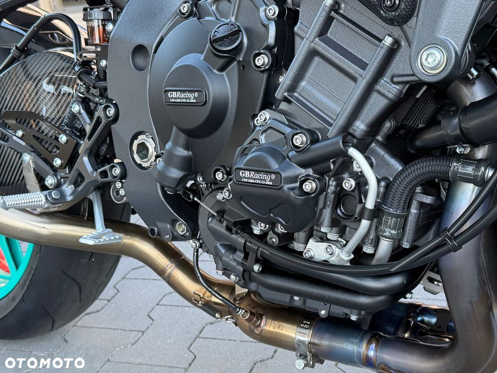 Yamaha MT - 17