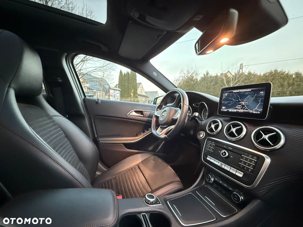 Mercedes-Benz Klasa A 200 7G-DCT AMG Line - 30
