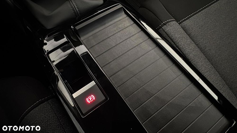 Citroën C4 1.2 PureTech Feel S&S - 23