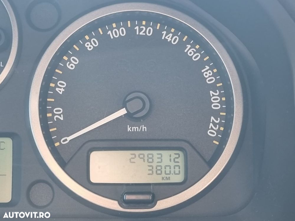 Land Rover Freelander 2.2 TD4 E - 31