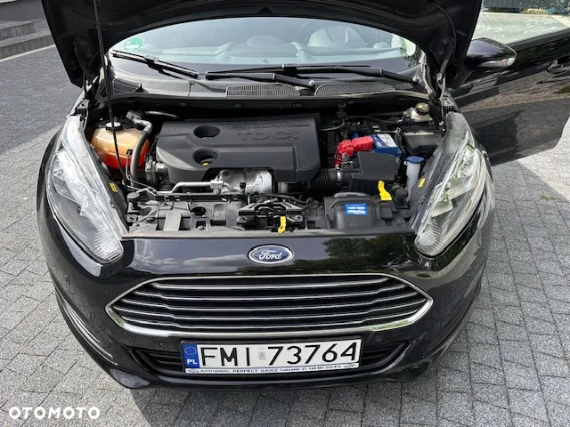 Ford Fiesta 1.6 TDCI Champions Edition - 15