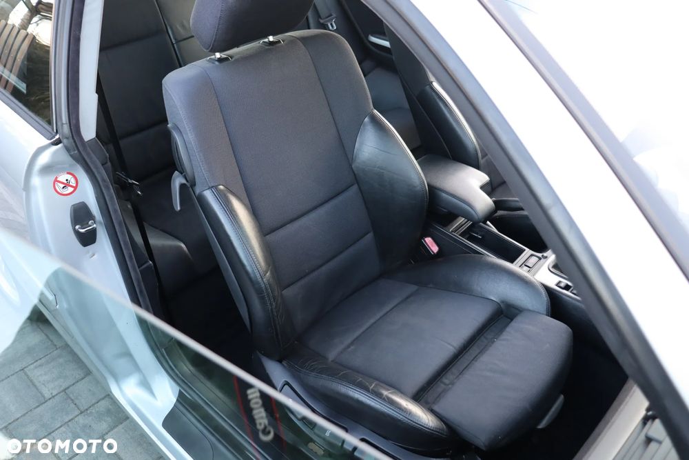 BMW Seria 3 318 Ci Edition Sport - 14