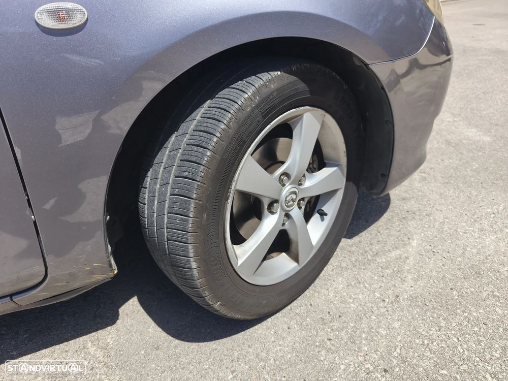 Mazda 3 Hatchback MZR 1.6 CD Sport - 8