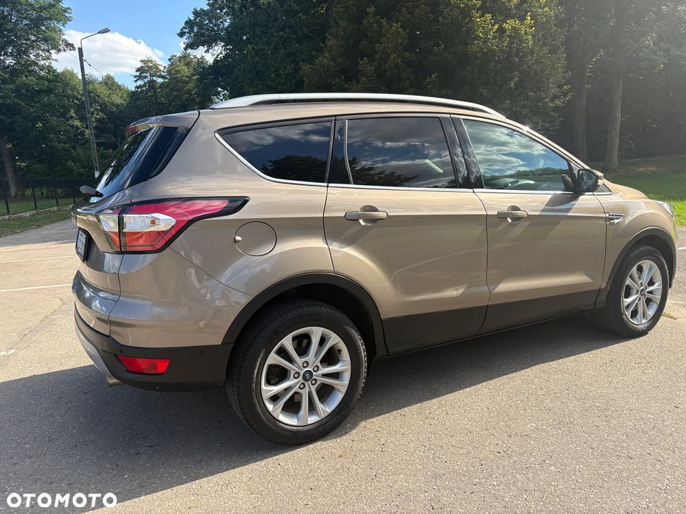 Ford Kuga 1.5 EcoBoost FWD Titanium ASS - 4