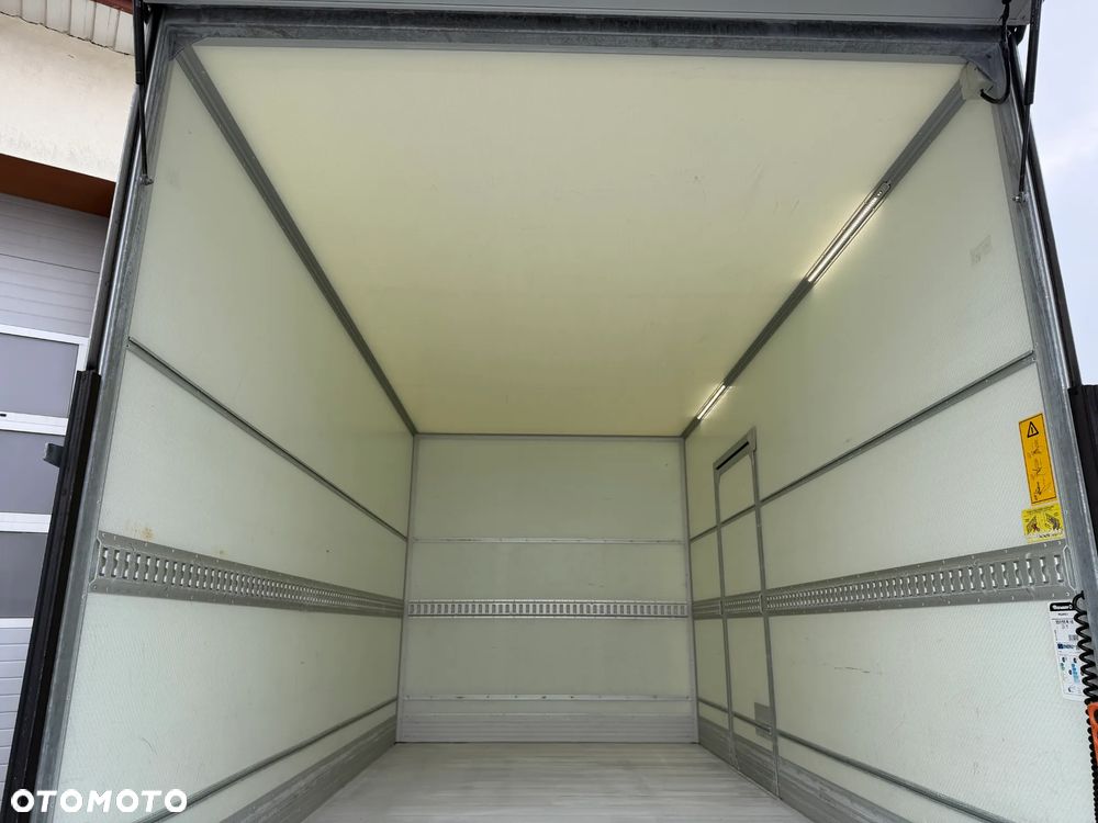 MAN TGE 5.180 Bliźniaki Izoterma Winda - 12