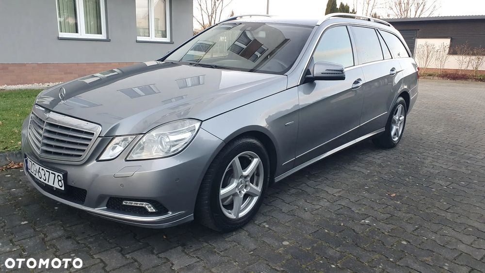 Mercedes-Benz Klasa E 300 BlueTEC 7G-TRONIC Elegance - 18