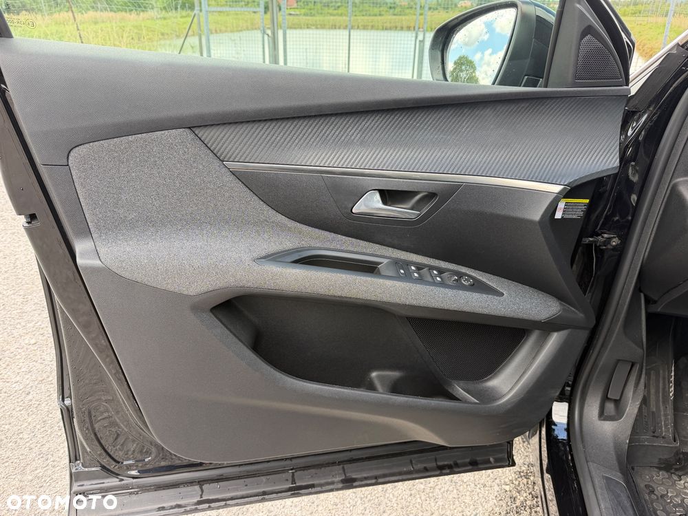 Peugeot 3008 1.2 PureTech Active S&S - 31