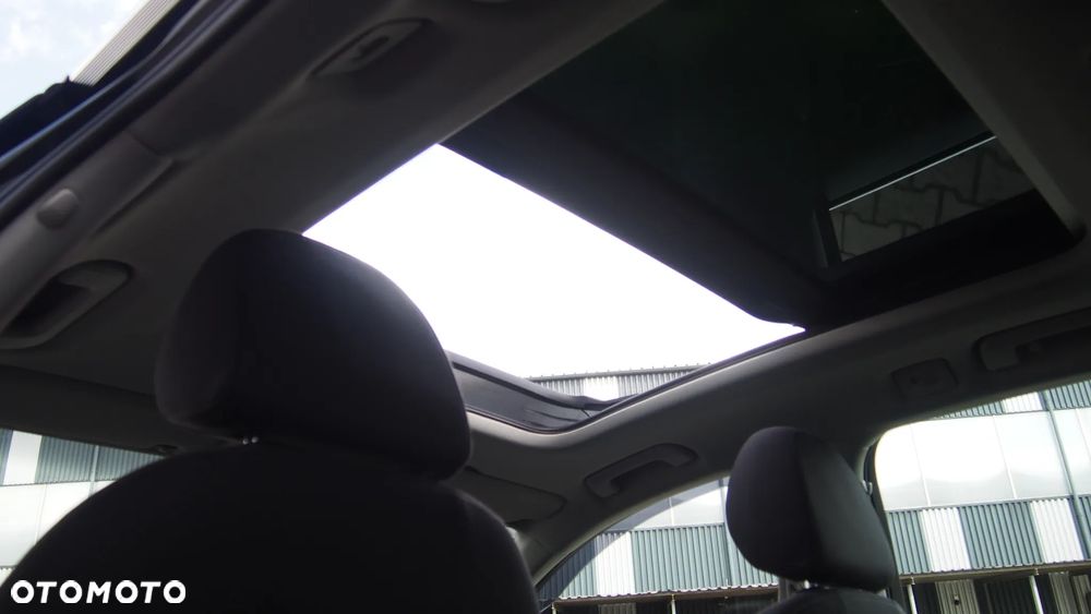 Audi A4 Avant 2.0 TDI DPF Ambiente - 12