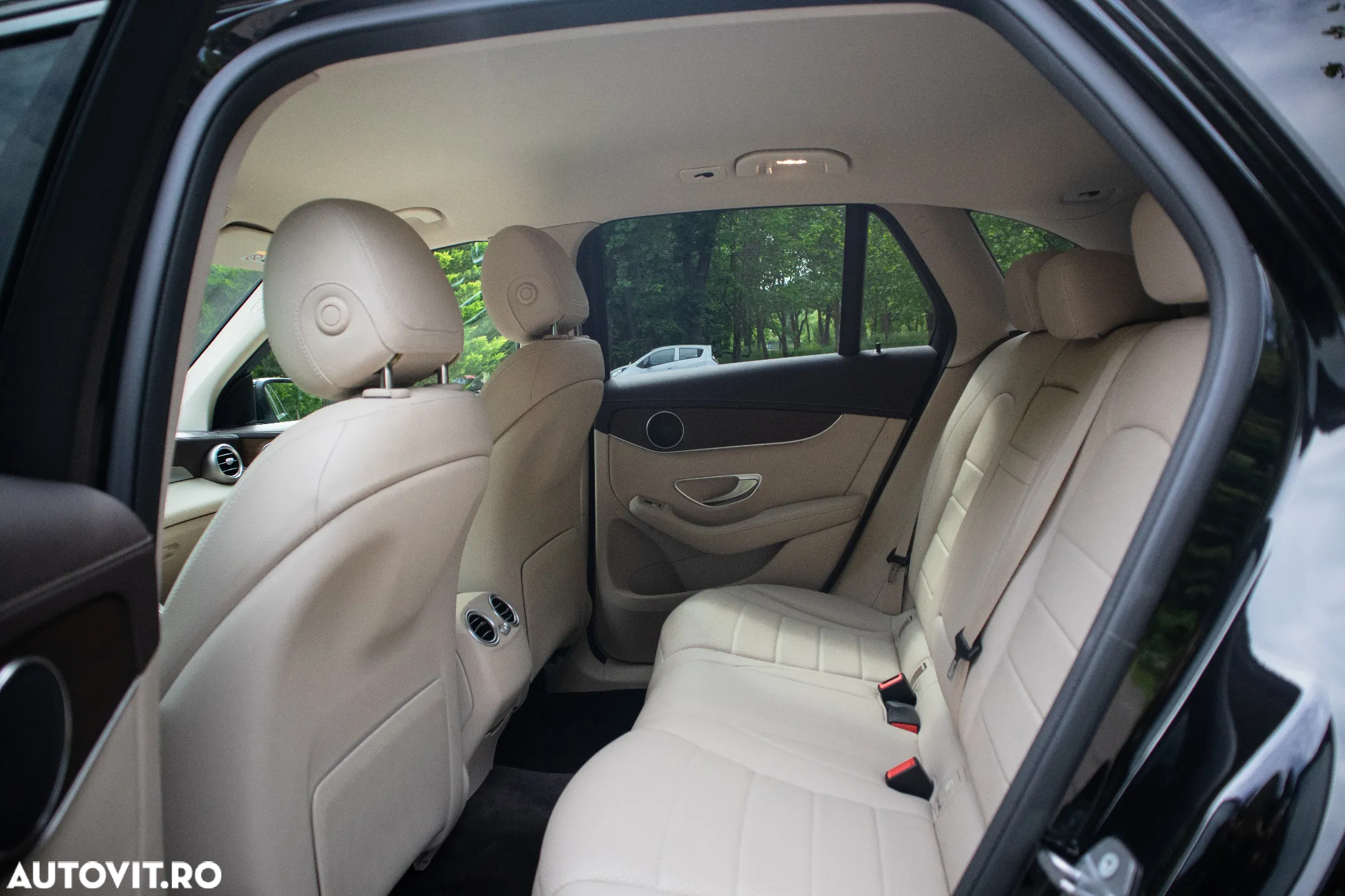 Mercedes-Benz GLC 250 d 4MATIC - 10