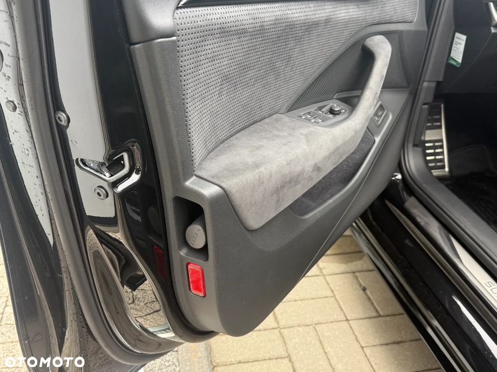 Skoda Superb 2.0 TSI Sportline DSG - 36