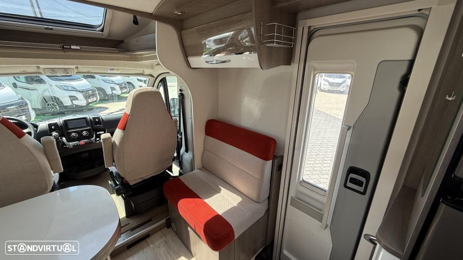 Bavaria T 746 Style c.central e basculante - 17