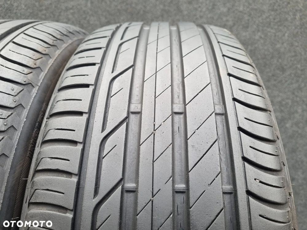 Opony Letnie Bridgestone Turanza T001 215/50/18 92W 2szt. - 3