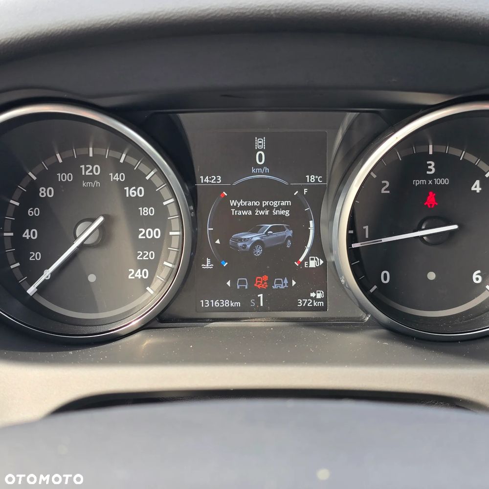 Land Rover Discovery Sport TD4 HSE Luxury - 9