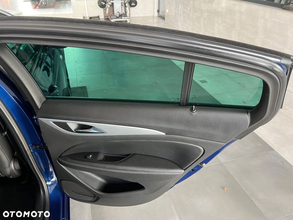 Opel Insignia 1.5 CDTI Business Edition S&S - 27