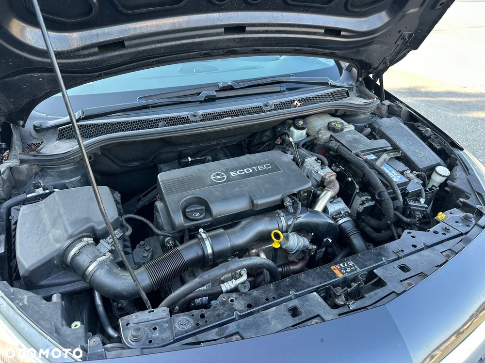 Opel Astra 1.7 CDTI DPF - 28