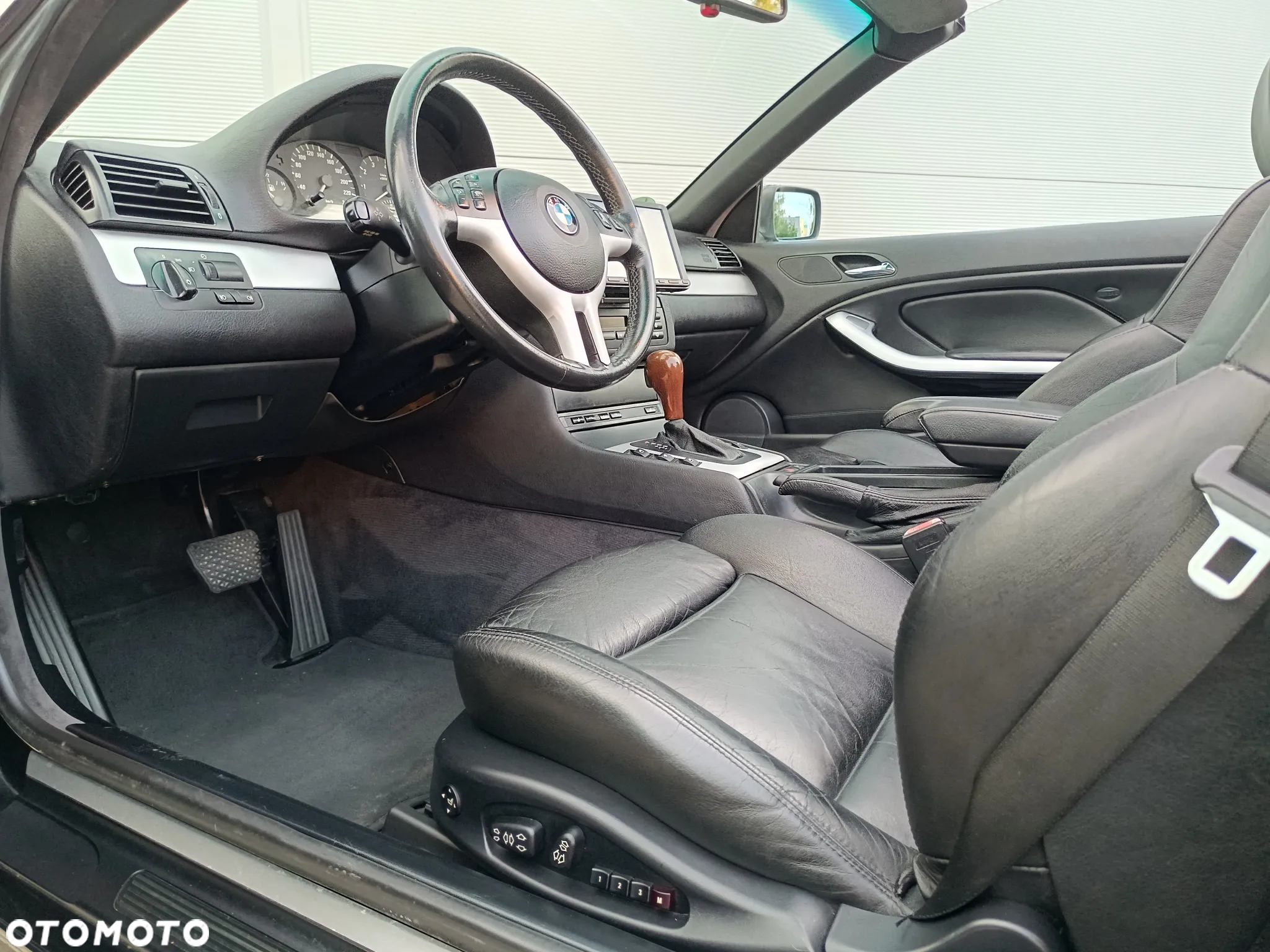 BMW Seria 3 325 Ci Edition Sport - 30