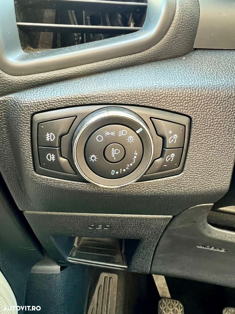 Ford EcoSport 1.0 EcoBoost Titanium - 10