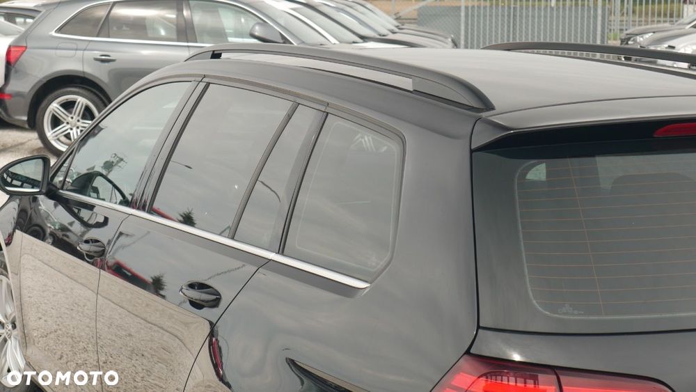 Volkswagen Golf - 16