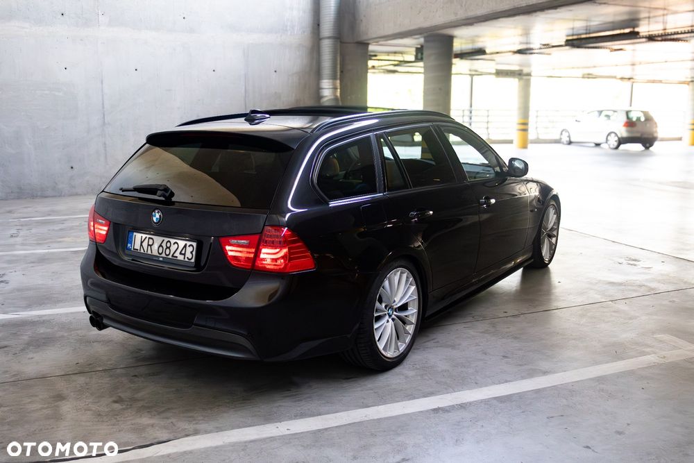 BMW Seria 3 330d DPF Edition Sport - 6