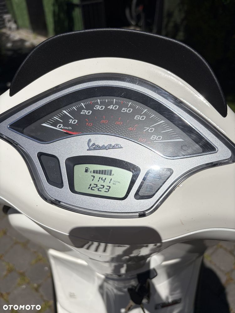 Vespa Sprint - 4