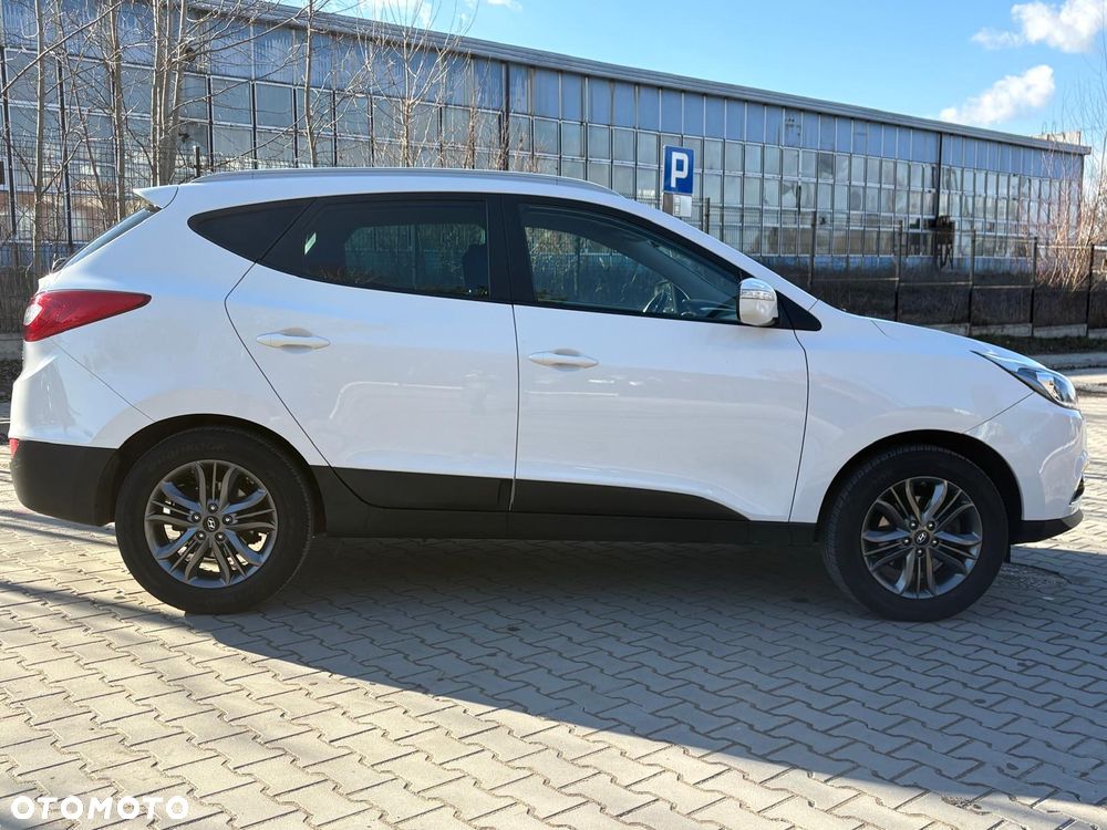Hyundai ix35 2.0 CRDi 4WD Premium - 8