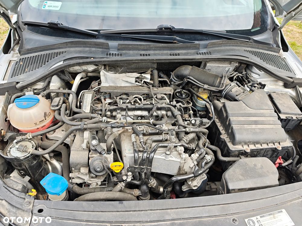 Skoda RAPID 1.6 TDI DPF Ambition - 10