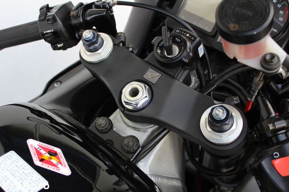 Honda CBR - 30