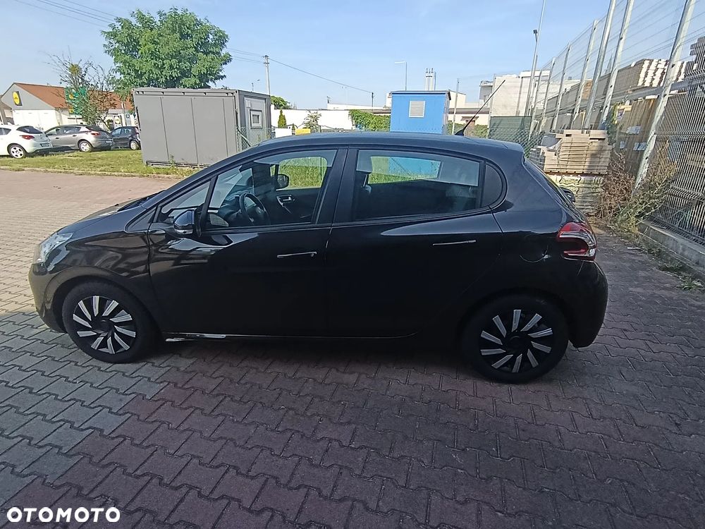 Peugeot 208 82 VTI Allure - 9