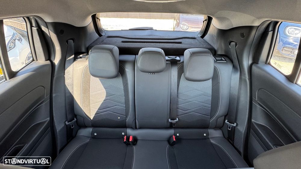 Jeep Avenger 1.2 GSE T3 Altitude - 8