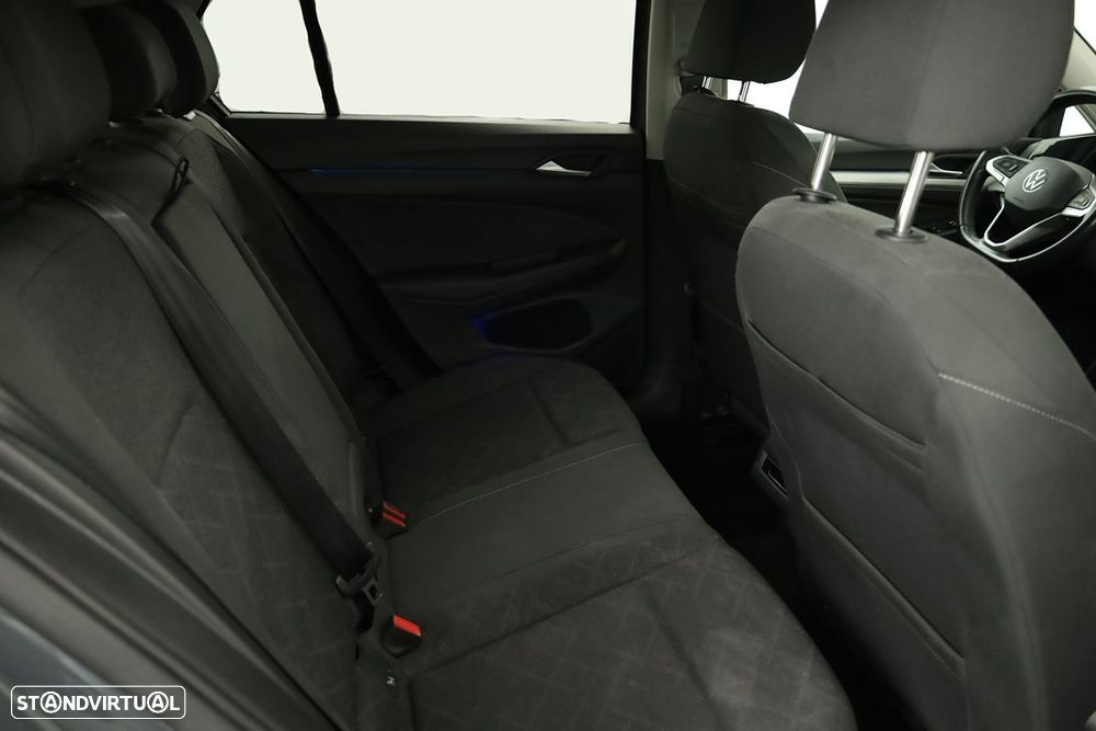 VW Golf 1.0 TSI Life - 21