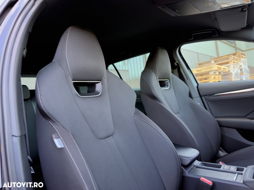 Skoda Octavia 2.0 TDI DSG Sportline - 38