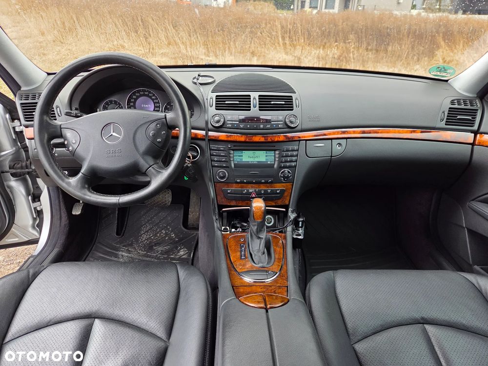 Mercedes-Benz Klasa E 200 Kompressor Automatik Elegance Sport Edition - 5