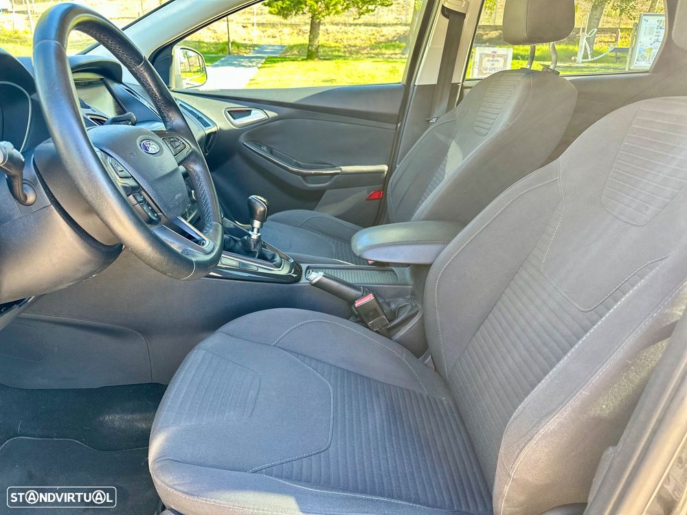 Ford Focus SW 1.5 TDCi Titanium - 22