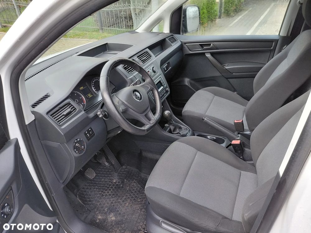 Volkswagen Caddy - 9
