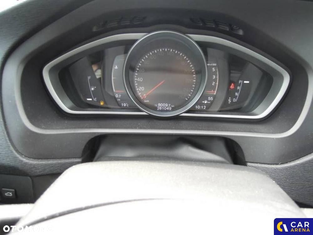 Volvo V40 - 8