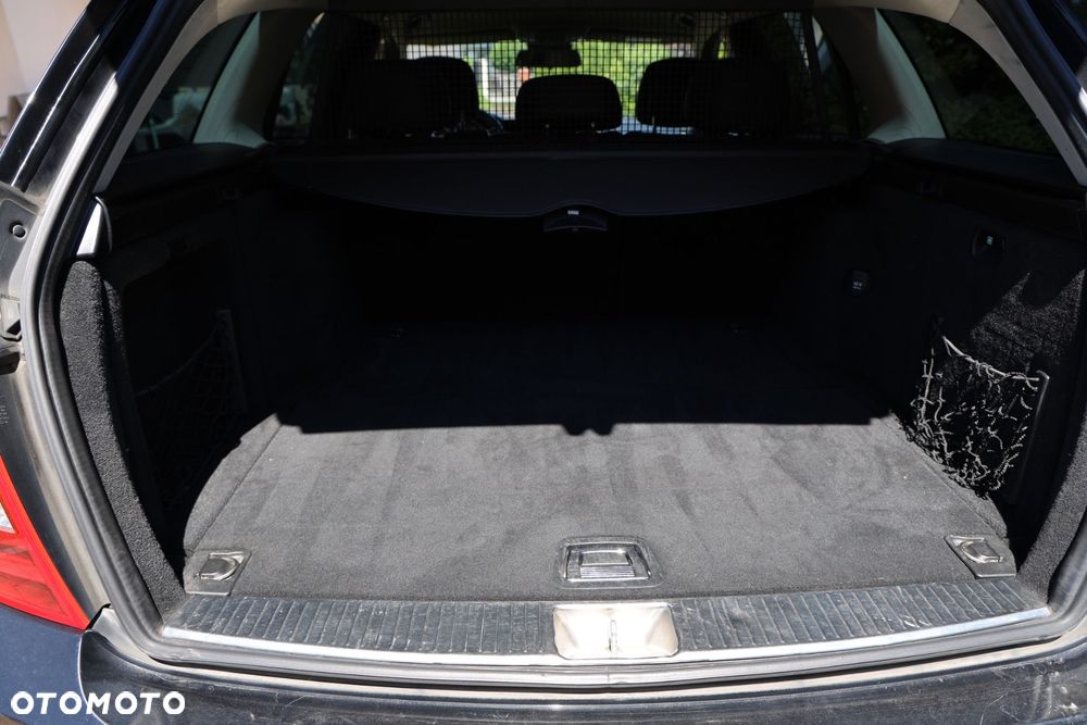 Mercedes-Benz Klasa C 200 CDI BlueEff Avantgarde - 7