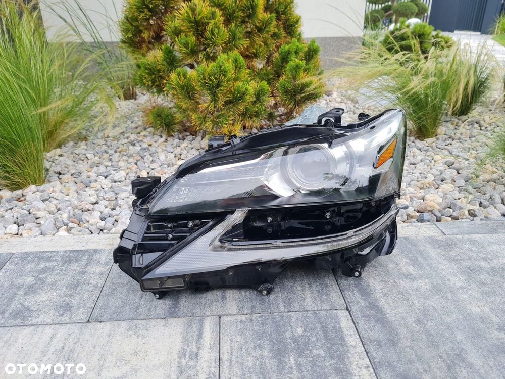 LEXUS GS IV LIFT Lampa lewa przód Full Led - 1