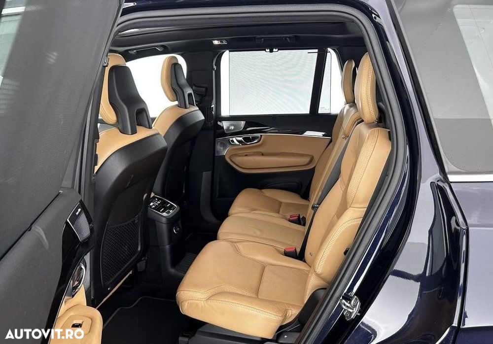 Volvo XC 90 - 18