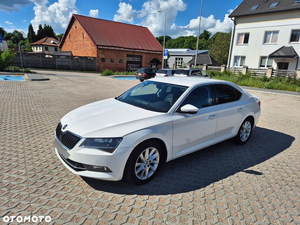 Skoda Superb 2.0 TDI Ambition DSG7 - 4