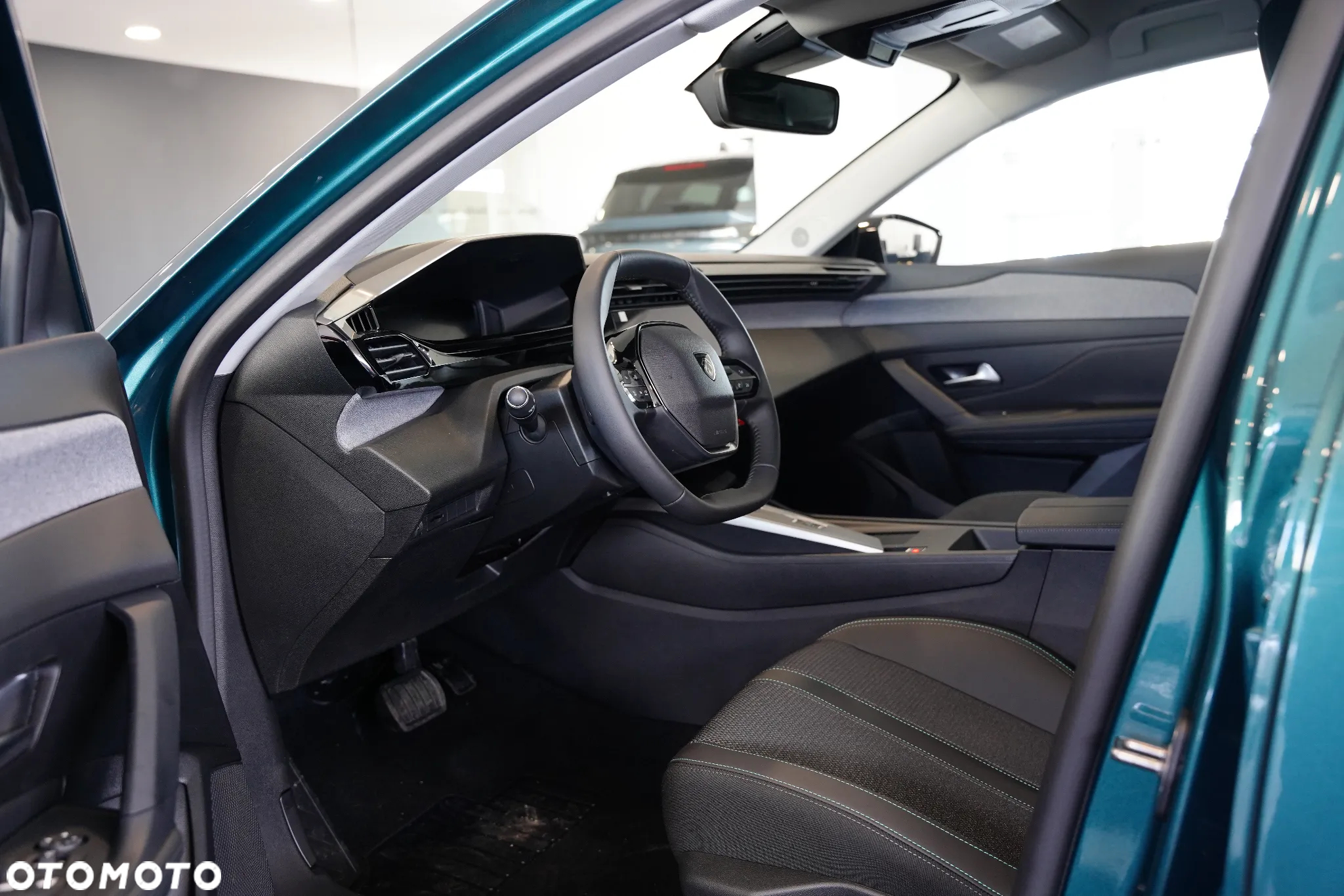 Peugeot 308 1.2 mHEV Allure S&S e-DCS6 - 4
