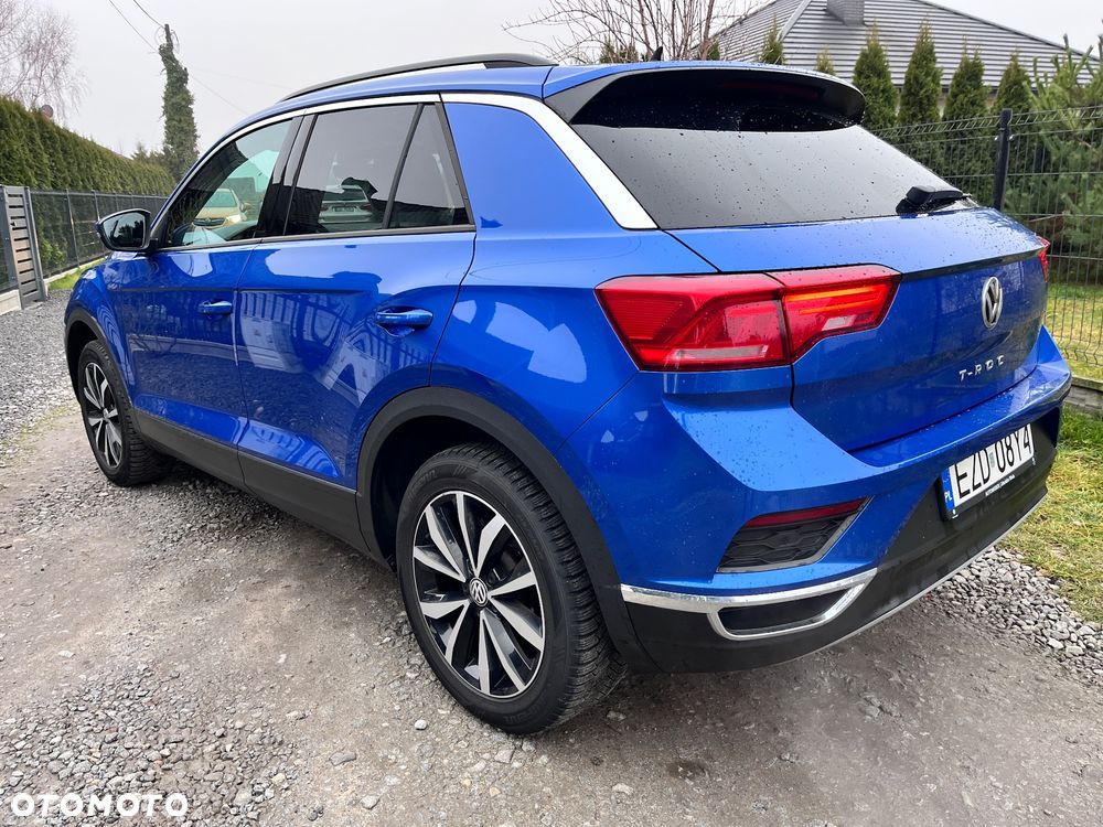 Volkswagen T-Roc ver-1-5-tsi-gpf-act-advance-dsg - 6