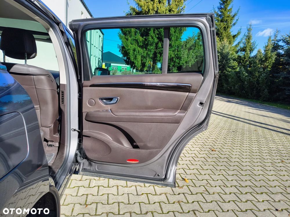 Renault Espace 1.6 dCi Energy Magnetic EDC 7os - 17